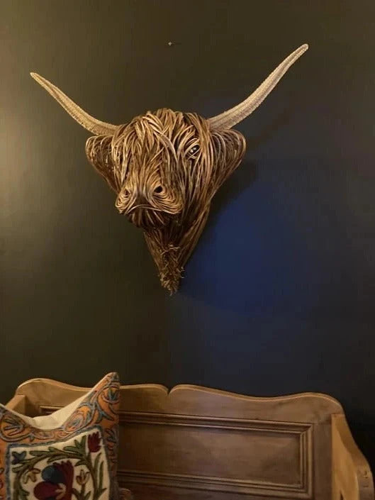Wall-Mounted Cow Sculpture – Decorative Farm Animal Wall Art for Home and Garden