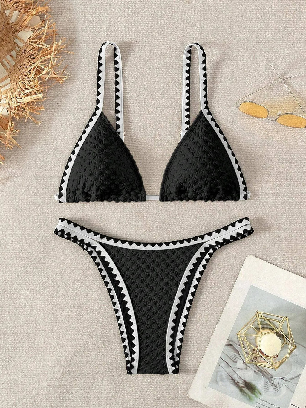 Women's Two-Piece Strapless Swimsuit – White Bandeau Bikini Set with Lace-Up Back