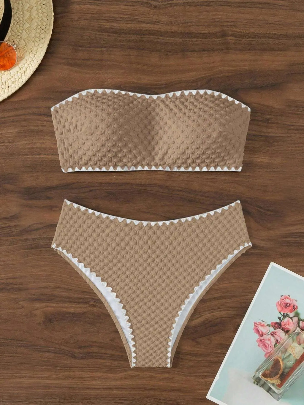 Women's Two-Piece Strapless Swimsuit – White Bandeau Bikini Set with Lace-Up Back