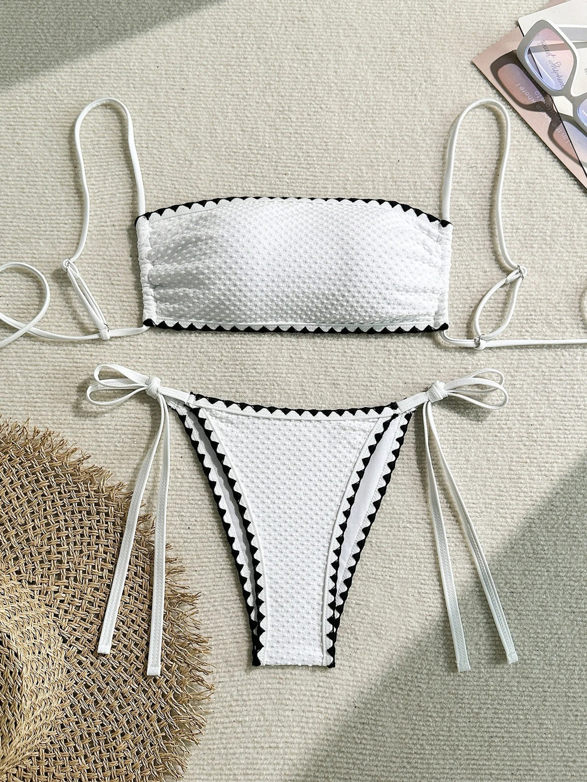 Women's Two-Piece Strapless Swimsuit – White Bandeau Bikini Set with Lace-Up Back