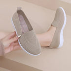 Women's Breathable Casual Shoes – Lightweight Fabric Low-Cut Walking Shoes for Spring and Summer