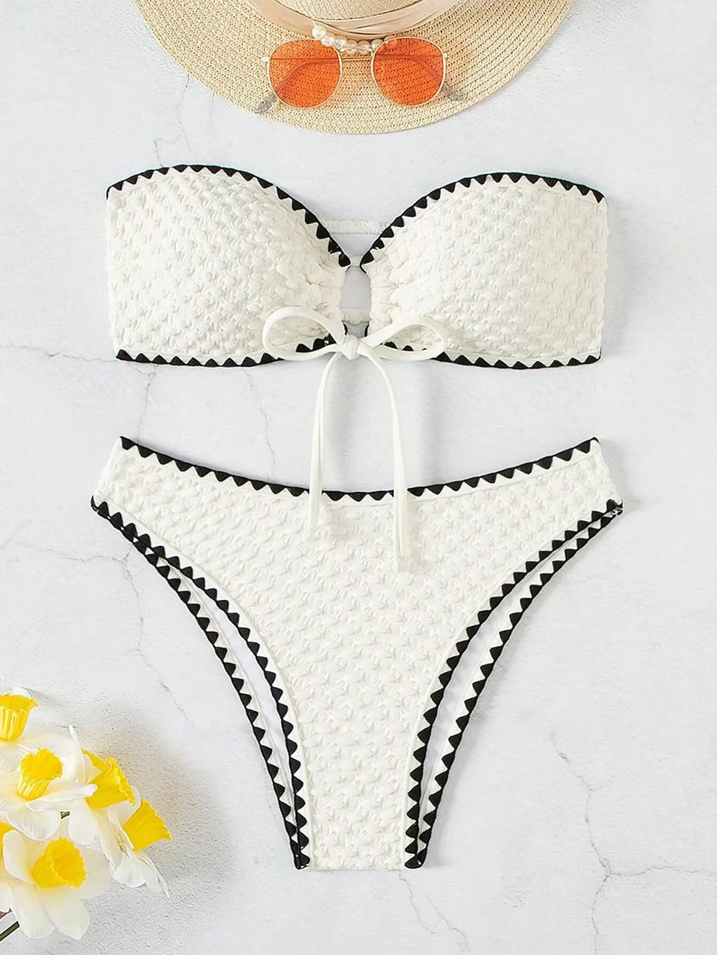 Women's Two-Piece Strapless Swimsuit – White Bandeau Bikini Set with Lace-Up Back
