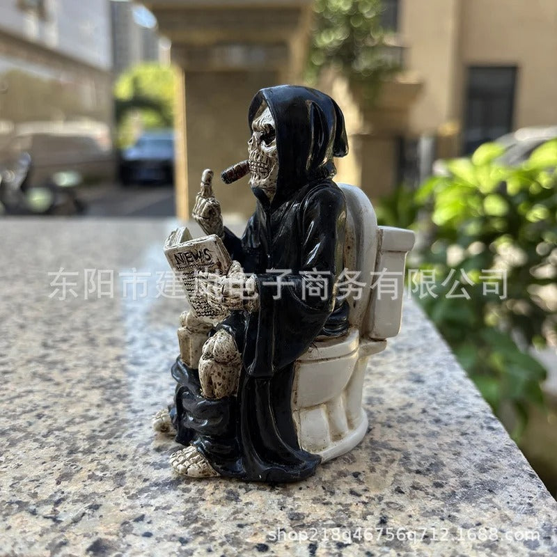 Resin Skeleton Figurine – Decorative Collectible Statue for Home Decor