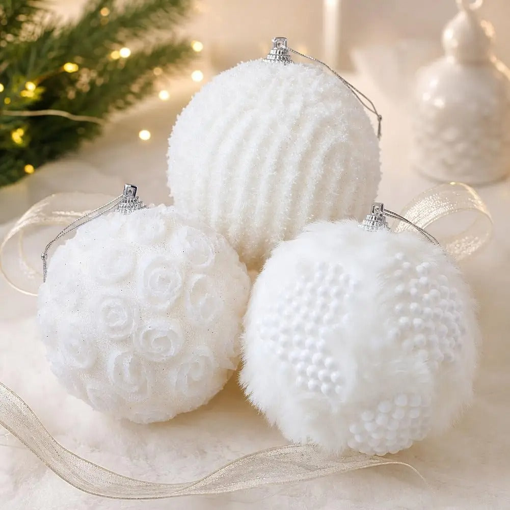 10cm White and Gold Christmas Ball Ornaments – Plush Mesh Hanging Tree Decorations
