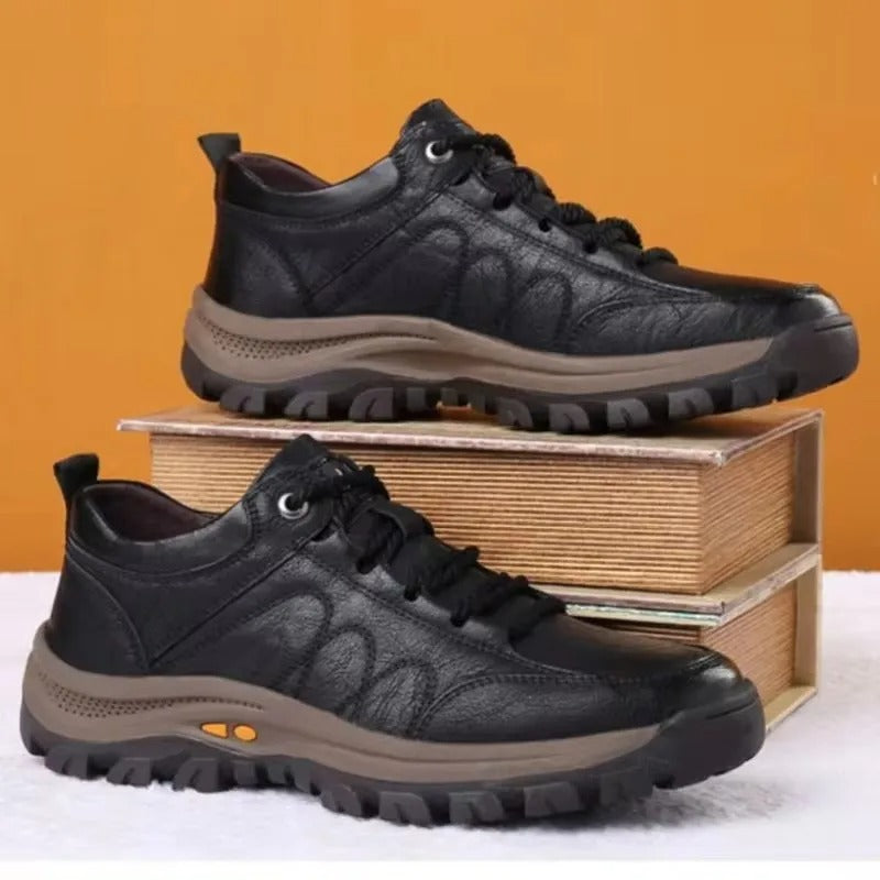 Men's Lightweight Outdoor Sneakers – Anti-Slip Casual Sports Shoes for Hiking and Everyday Wear
